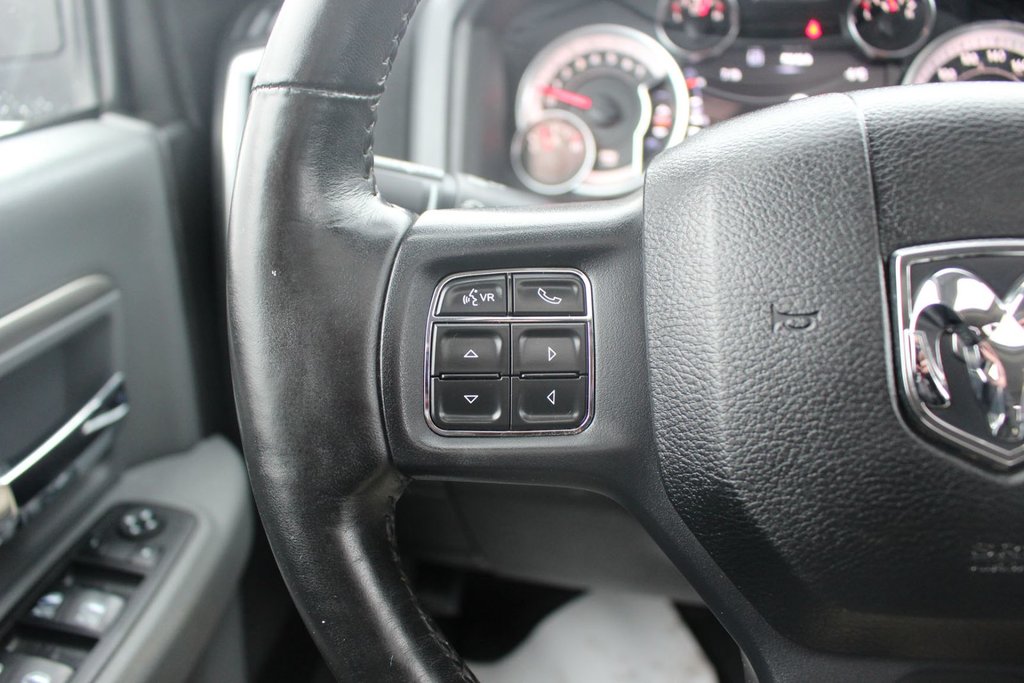 Ram 1500 Classic Warlock | SunRoof | Cam | USB | HtdSeats | Keyless 2019 à Saint John, Nouveau-Brunswick - 17 - w1024h768px