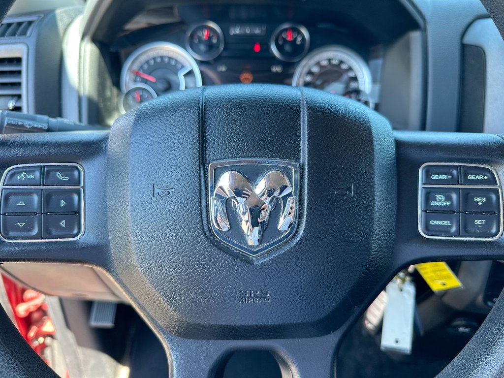 Ram 1500 Classic Express | Cam | Bluetooth | HtdSeats | Aux | USB 2019 à Saint John, Nouveau-Brunswick - 19 - w1024h768px