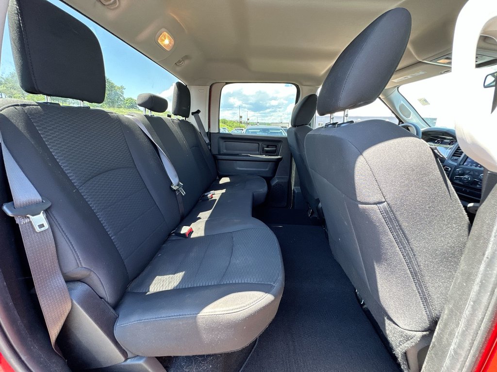 Ram 1500 Classic Express | Cam | Bluetooth | HtdSeats | Aux | USB 2019 à Saint John, Nouveau-Brunswick - 39 - w1024h768px