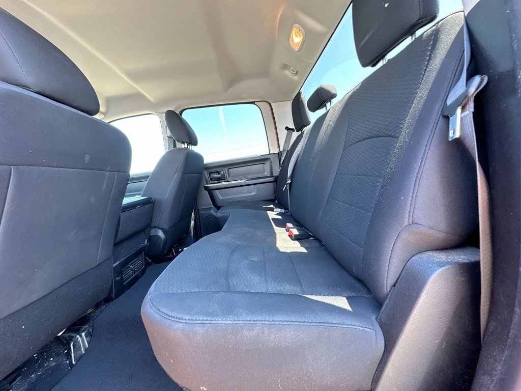 Ram 1500 Classic Express | Cam | Bluetooth | HtdSeats | Aux | USB 2019 à Saint John, Nouveau-Brunswick - 34 - w1024h768px