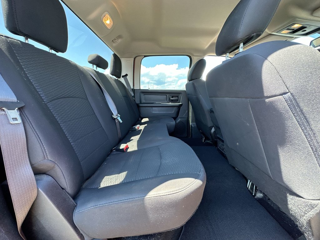 Ram 1500 Classic Express | Cam | Bluetooth | HtdSeats | Aux | USB 2019 à Saint John, Nouveau-Brunswick - 40 - w1024h768px