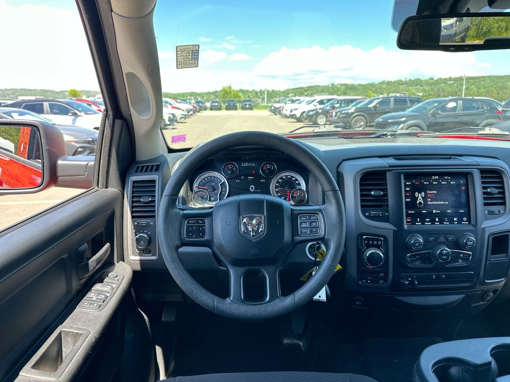 Ram 1500 Classic Express | Cam | Bluetooth | HtdSeats | Aux | USB 2019 à Saint John, Nouveau-Brunswick - 12 - w1024h768px