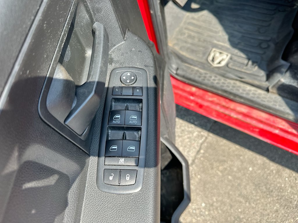 2019 Ram 1500 Classic Express | Htd Whl | Remote Start | Cam | Keyless in Saint John, New Brunswick - 15 - w1024h768px