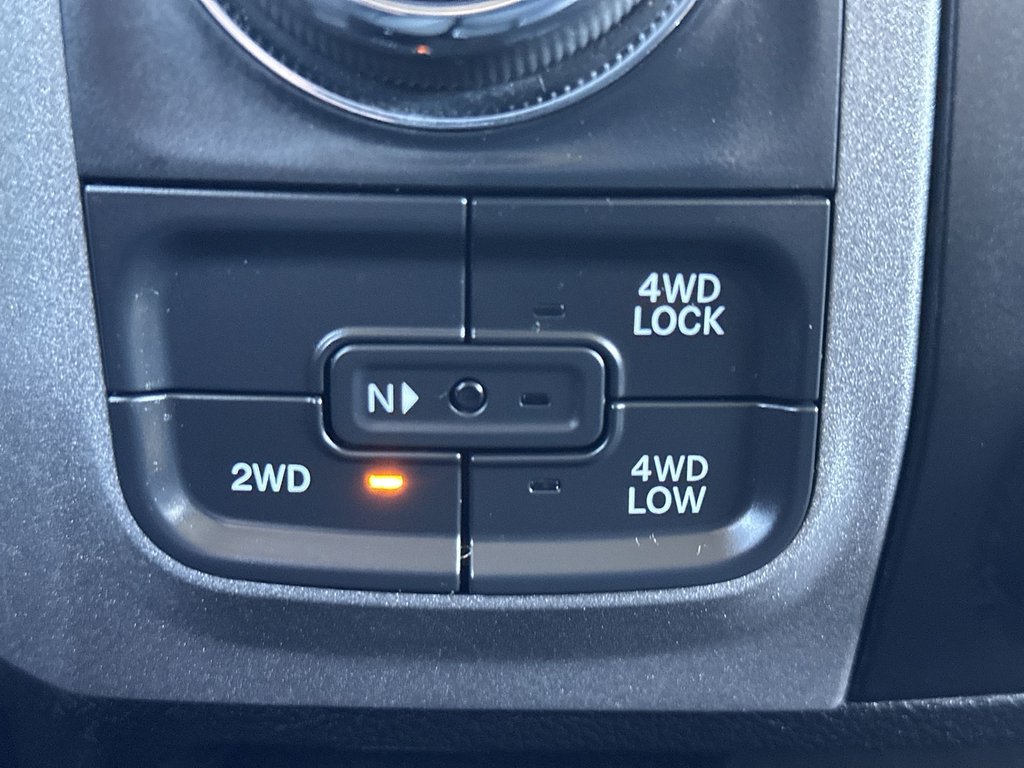 2021 Ram 1500 Classic Express | Cam | Bluetooth | AC | Warranty to 2026 in Saint John, New Brunswick - 22 - w1024h768px