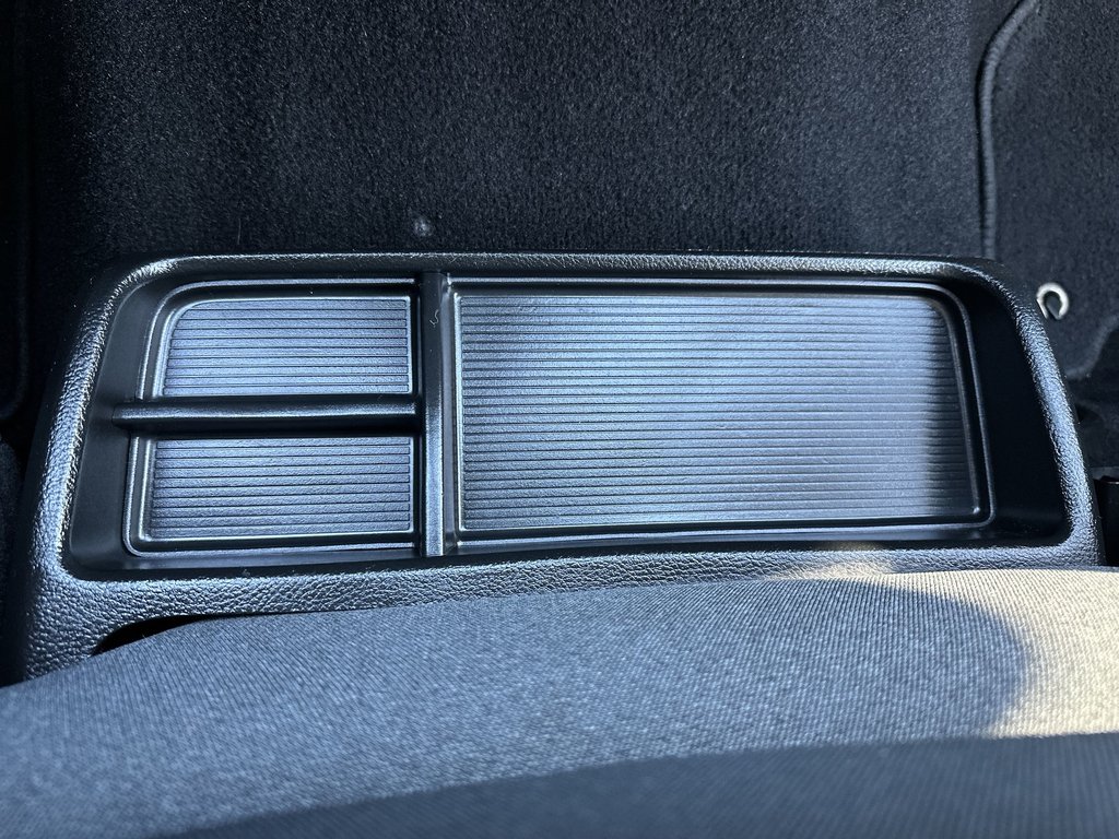 2021 Ram 1500 Classic Express | Cam | Bluetooth | AC | Warranty to 2026 in Saint John, New Brunswick - 46 - w1024h768px