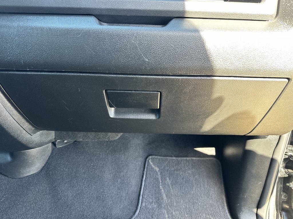 2021 Ram 1500 Classic Express | Cam | Bluetooth | AC | Warranty to 2026 in Saint John, New Brunswick - 39 - w1024h768px