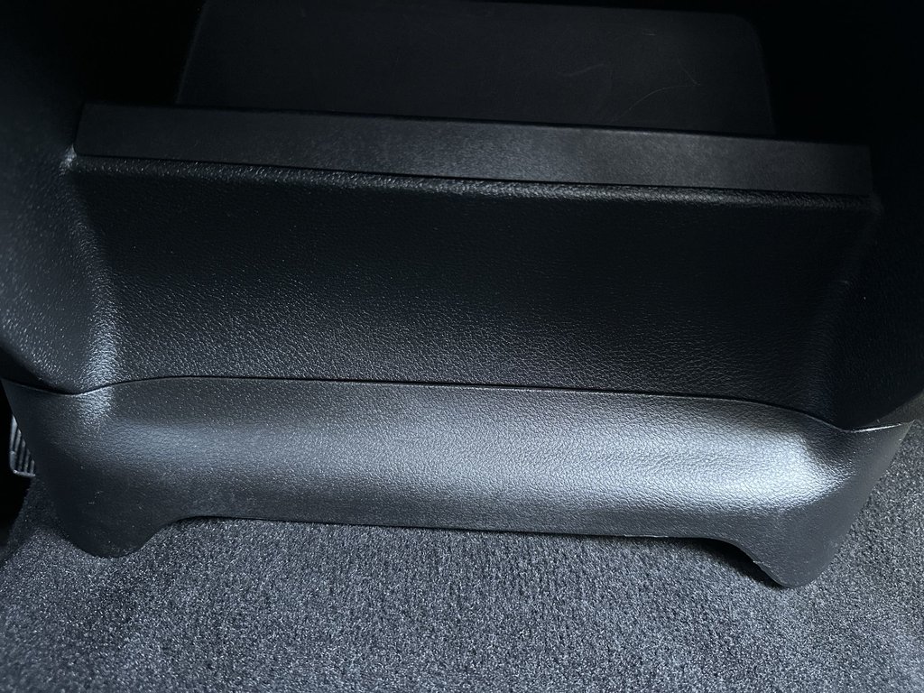 2021 Ram 1500 Classic Express | Cam | Bluetooth | AC | Warranty to 2026 in Saint John, New Brunswick - 29 - w1024h768px