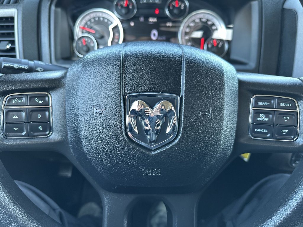 2021 Ram 1500 Classic Express | Cam | Bluetooth | AC | Warranty to 2026 in Saint John, New Brunswick - 18 - w1024h768px