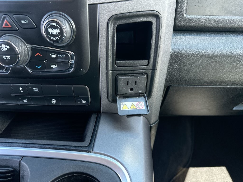 2021 Ram 1500 Classic Express | Cam | Bluetooth | HtdSeats | Aux | AC in Saint John, New Brunswick - 45 - w1024h768px