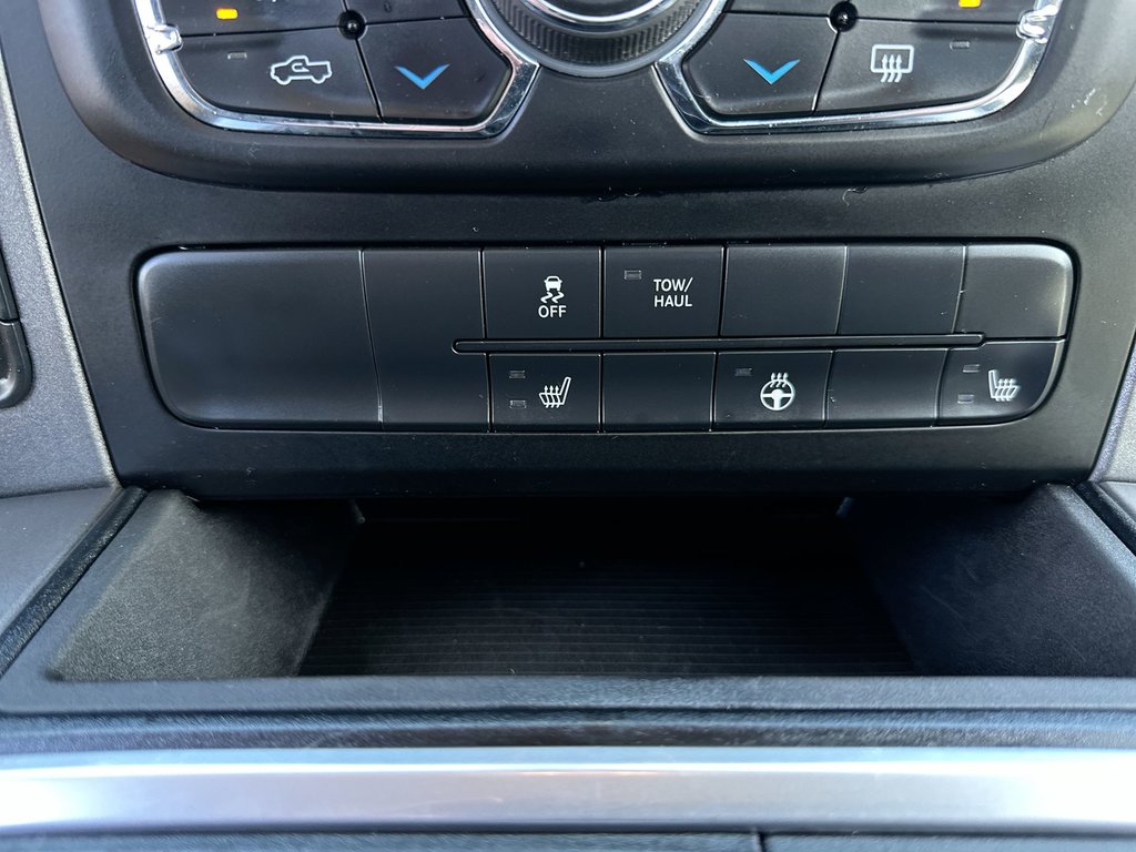 2021 Ram 1500 Classic Express | Cam | Bluetooth | HtdSeats | Aux | AC in Saint John, New Brunswick - 22 - w1024h768px