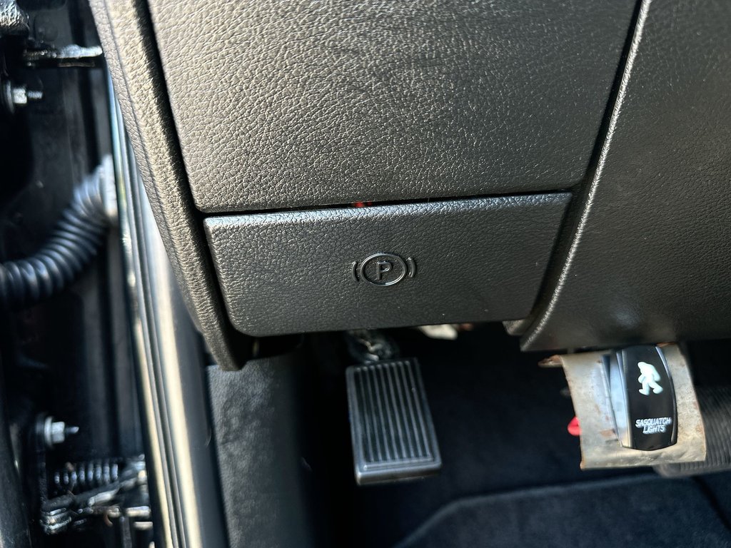 2021 Ram 1500 Classic Express | Cam | Bluetooth | HtdSeats | Aux | AC in Saint John, New Brunswick - 30 - w1024h768px
