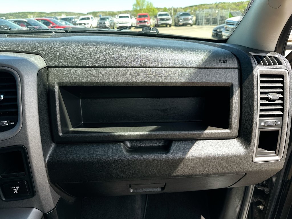 2021 Ram 1500 Classic Express | Cam | Bluetooth | HtdSeats | Aux | AC in Saint John, New Brunswick - 44 - w1024h768px