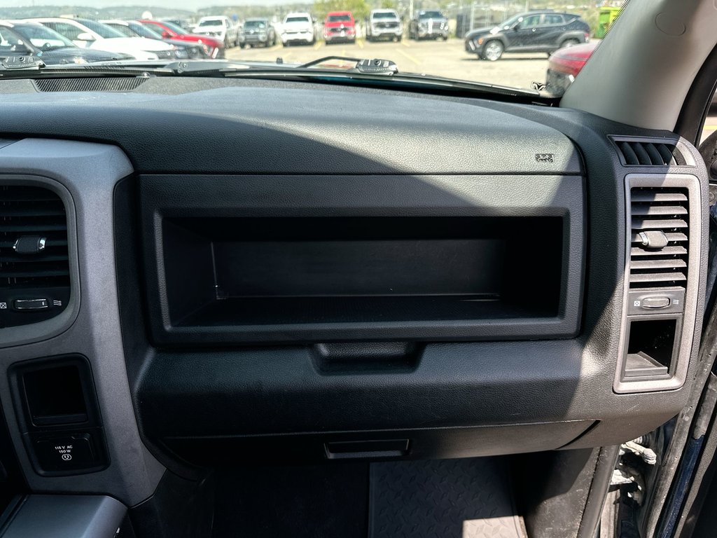 2021 Ram 1500 CLASSIC in Antigonish, Nova Scotia - 44 - w1024h768px