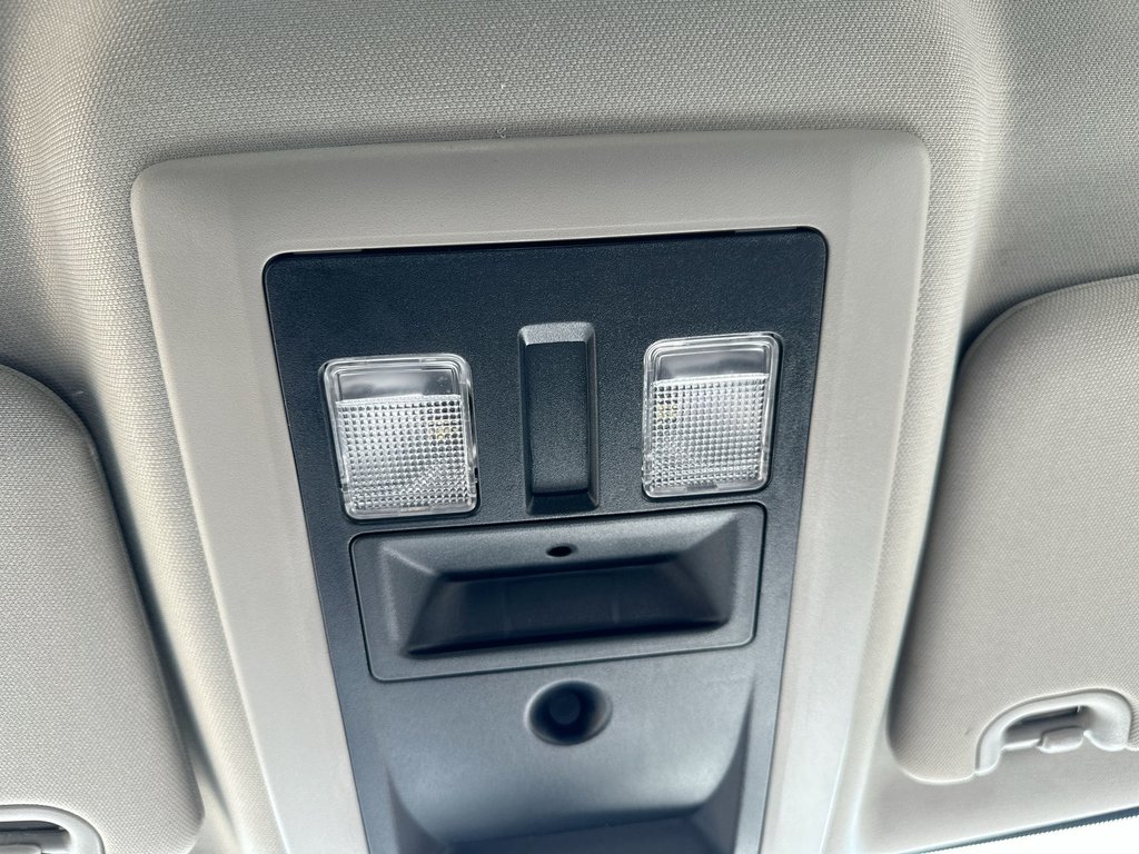 Ram 1500 Classic Express | Cam | Bluetooth | HtdSeats | Aux | AC 2022 à Saint John, Nouveau-Brunswick - 46 - w1024h768px