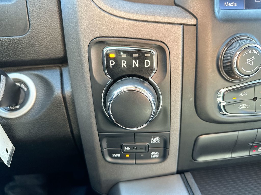 Ram 1500 Classic Express | Cam | Bluetooth | HtdSeats | Aux | AC 2022 à Saint John, Nouveau-Brunswick - 29 - w1024h768px