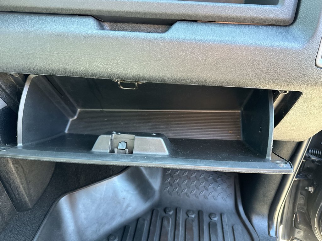 Ram 1500 Classic Express | Cam | Bluetooth | HtdSeats | Aux | AC 2022 à Saint John, Nouveau-Brunswick - 39 - w1024h768px