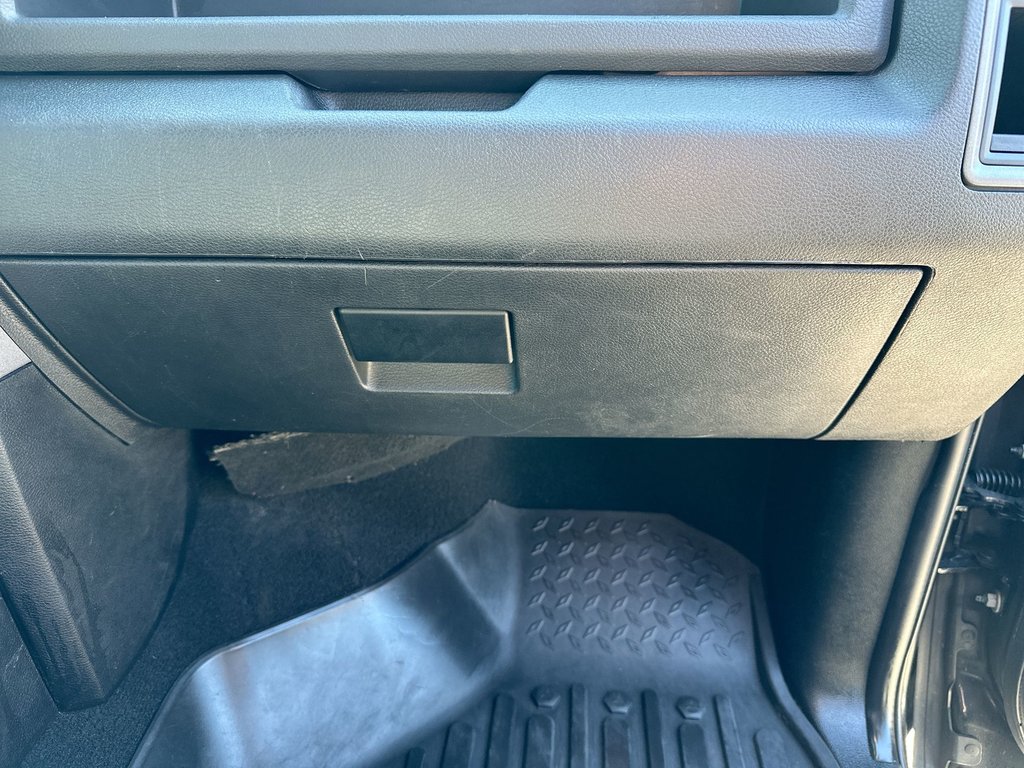 Ram 1500 Classic Express | Cam | Bluetooth | HtdSeats | Aux | AC 2022 à Saint John, Nouveau-Brunswick - 40 - w1024h768px