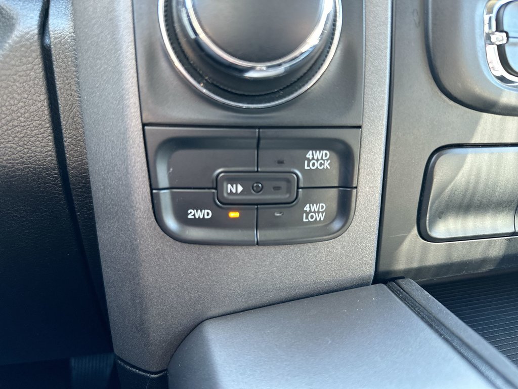 Ram 1500 Classic Express | Cam | Bluetooth | HtdSeats | Aux | AC 2022 à Saint John, Nouveau-Brunswick - 22 - w1024h768px