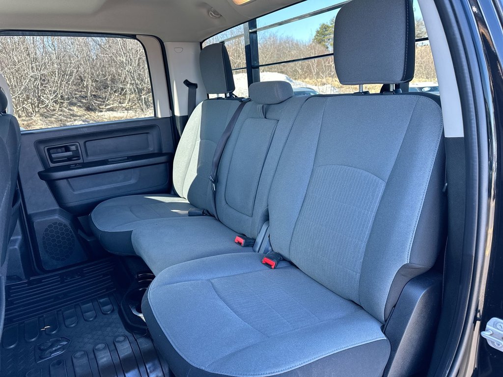 Ram 1500 Classic Express | Cam | Bluetooth | HtdSeats | Aux | AC 2022 à Saint John, Nouveau-Brunswick - 30 - w1024h768px