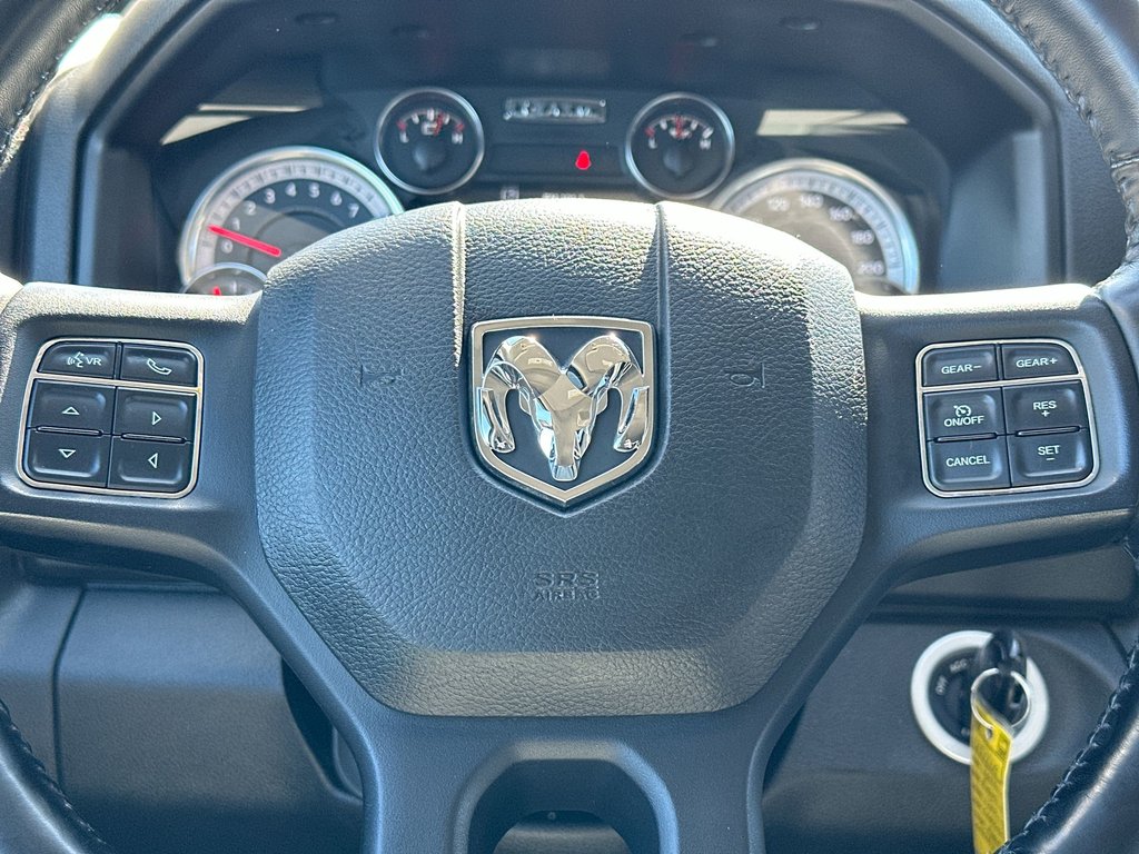 Ram 1500 Classic Express | Cam | Bluetooth | HtdSeats | Aux | AC 2022 à Saint John, Nouveau-Brunswick - 18 - w1024h768px