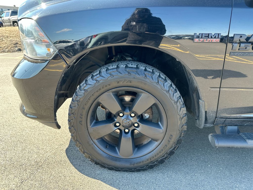 Ram 1500 Classic Express | Cam | Bluetooth | HtdSeats | Aux | AC 2022 à Saint John, Nouveau-Brunswick - 10 - w1024h768px