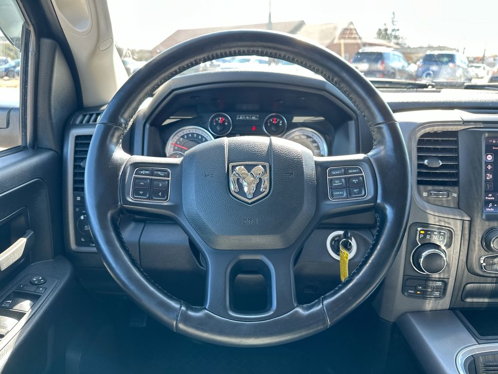 Ram 1500 Classic Express | Cam | Bluetooth | HtdSeats | Aux | AC 2022 à Saint John, Nouveau-Brunswick - 17 - w1024h768px