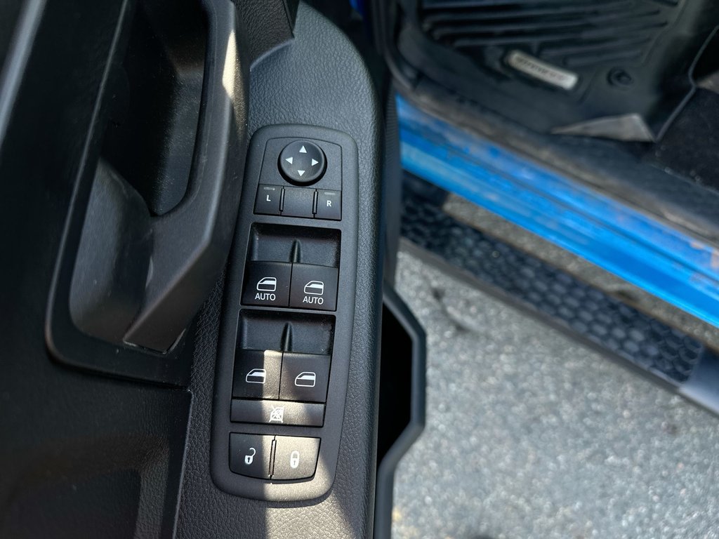 2022 Ram 1500 Classic Express | Night Ed | Cam | Aux |  Warranty to 2027 in Saint John, New Brunswick - 15 - w1024h768px