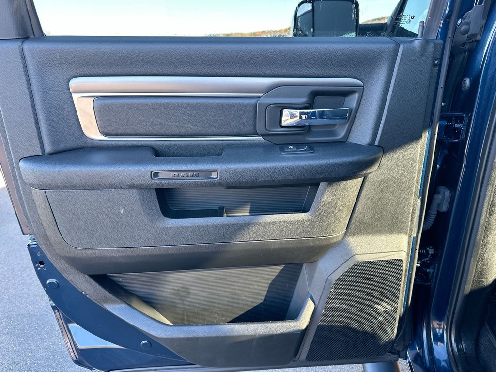 2022 Ram 1500 Classic Warlock | Cam | RmtStart | Warranty to 2028 in Saint John, New Brunswick - 35 - w1024h768px