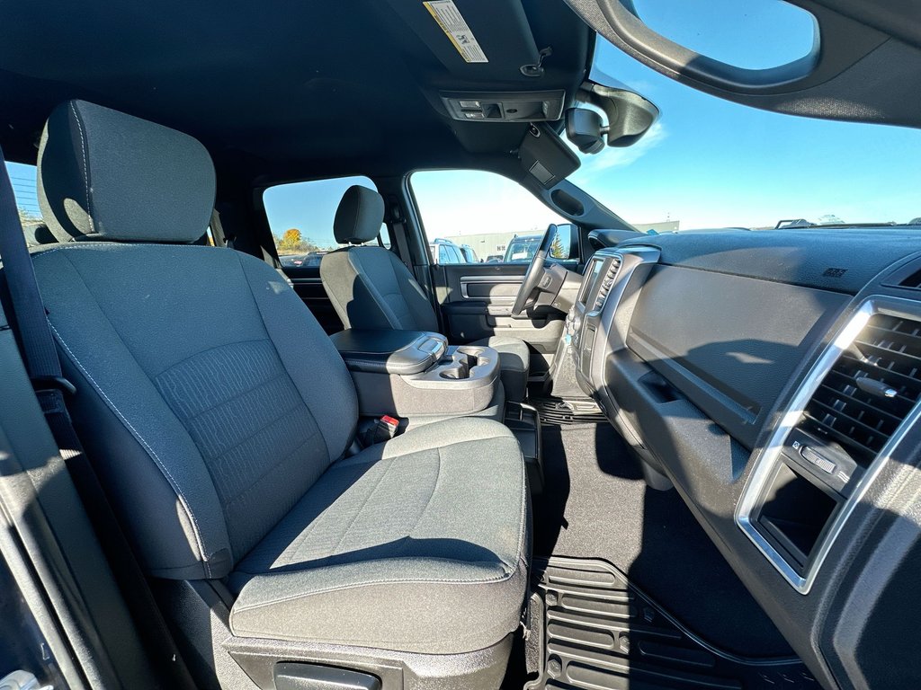2022 Ram 1500 Classic Warlock | Cam | RmtStart | Warranty to 2028 in Saint John, New Brunswick - 42 - w1024h768px