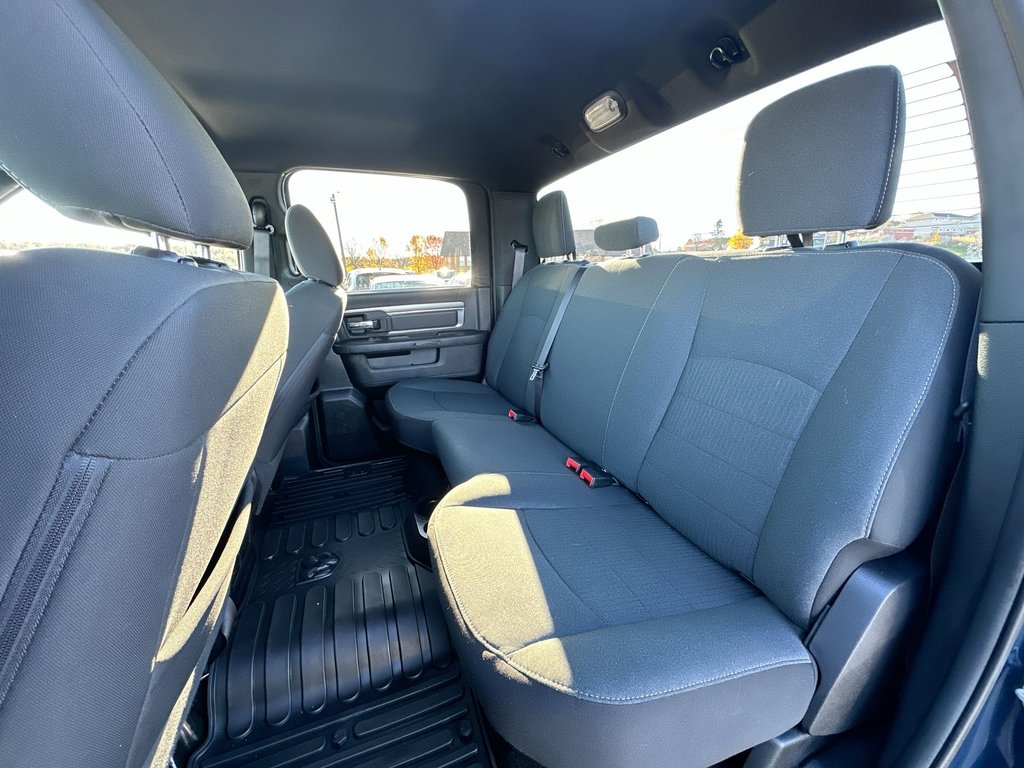 2022 Ram 1500 Classic Warlock | Cam | RmtStart | Warranty to 2028 in Saint John, New Brunswick - 32 - w1024h768px