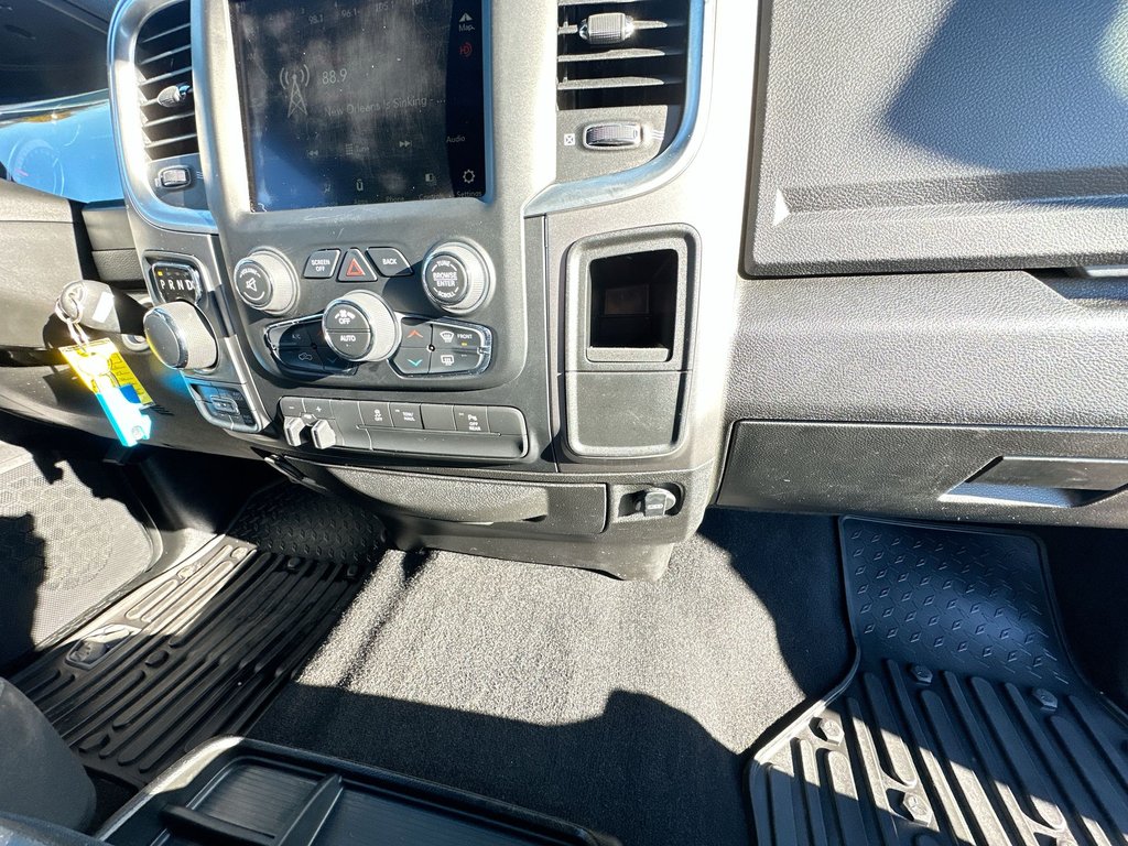 2022 Ram 1500 Classic Warlock | Cam | RmtStart | Warranty to 2028 in Saint John, New Brunswick - 52 - w1024h768px