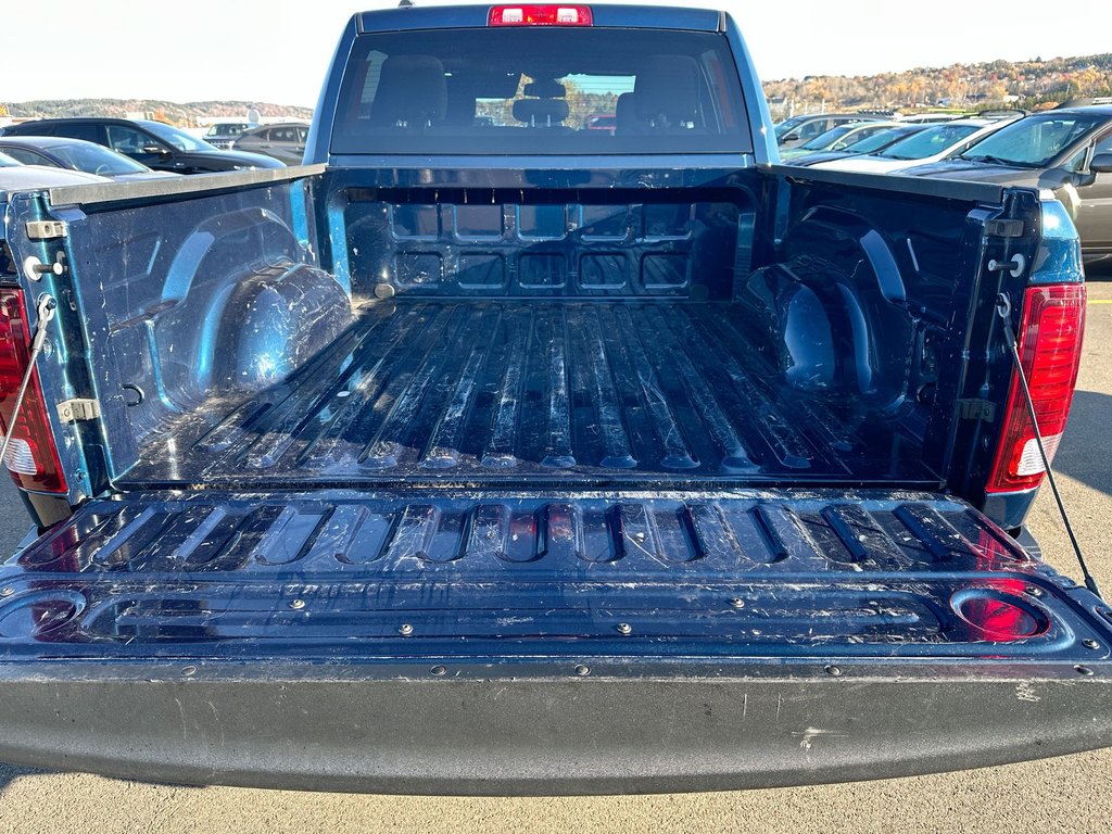 2022 Ram 1500 Classic Warlock | Cam | RmtStart | Warranty to 2028 in Saint John, New Brunswick - 37 - w1024h768px