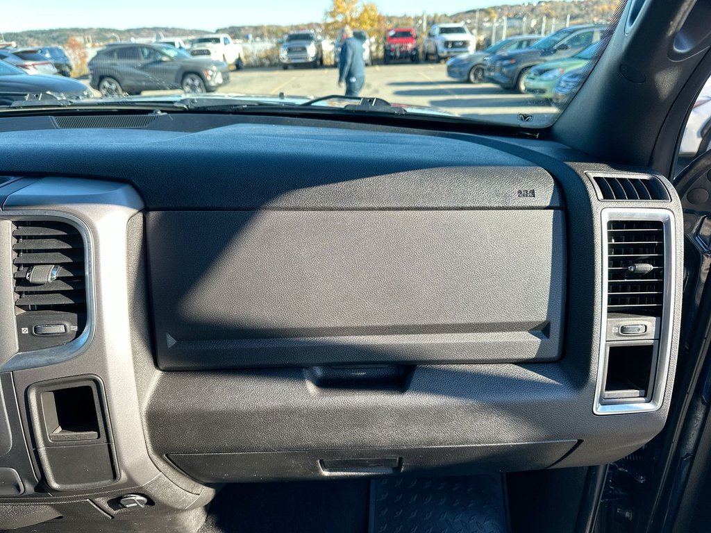 2022 Ram 1500 Classic Warlock | Cam | RmtStart | Warranty to 2028 in Saint John, New Brunswick - 44 - w1024h768px
