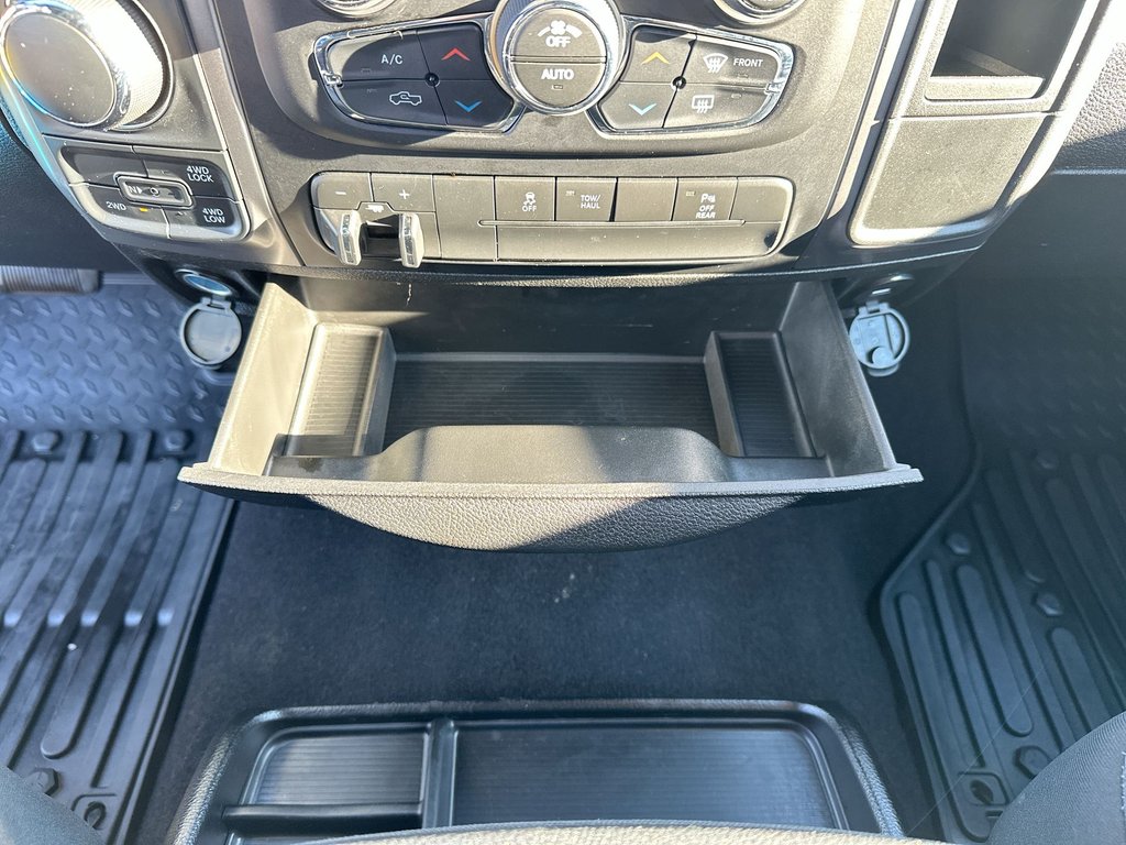2022 Ram 1500 Classic Warlock | Cam | RmtStart | Warranty to 2028 in Saint John, New Brunswick - 28 - w1024h768px