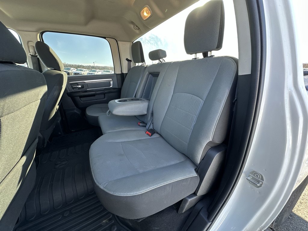 Ram 1500 Classic SLT | Cam | HtdSeat | Bluetooth | Warranty to 2028 2023 à Saint John, Nouveau-Brunswick - 33 - w1024h768px