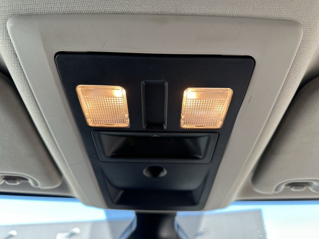 Ram 1500 Classic SLT | Cam | HtdSeat | Bluetooth | Warranty to 2028 2023 à Saint John, Nouveau-Brunswick - 47 - w1024h768px