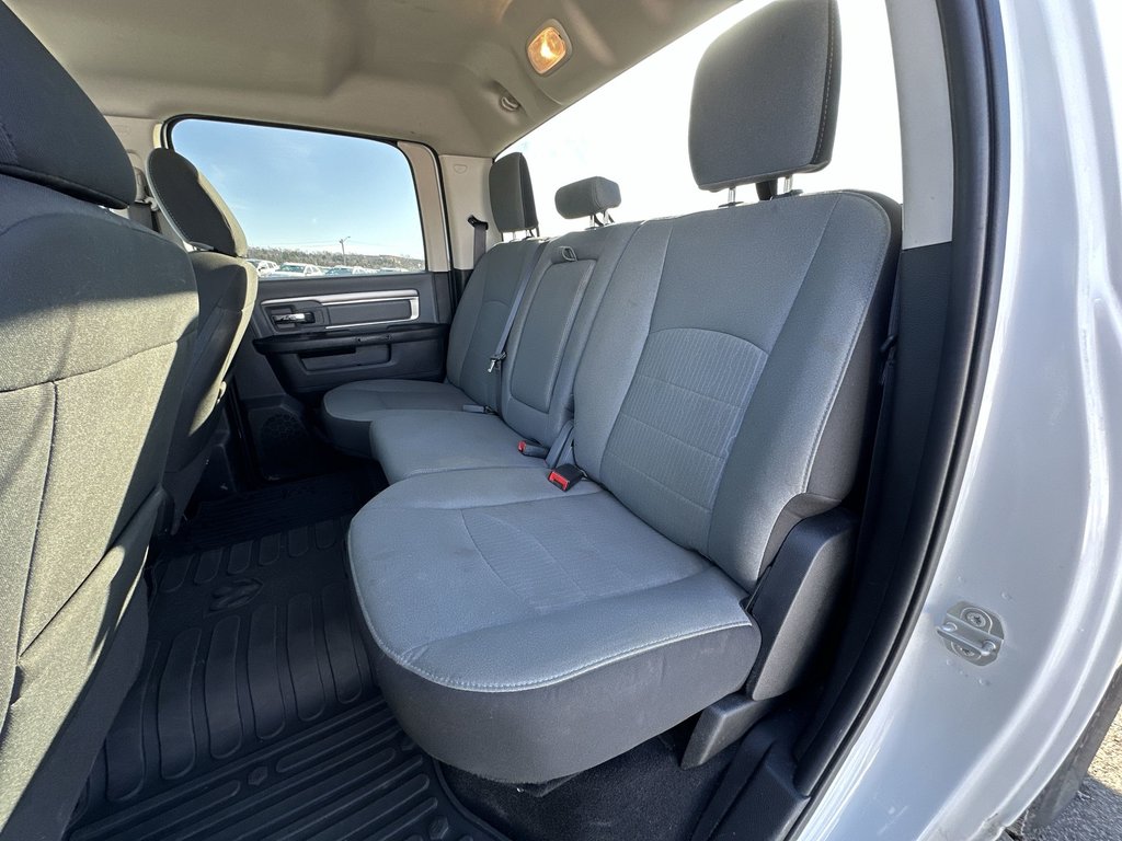 Ram 1500 Classic SLT | Cam | HtdSeat | Bluetooth | Warranty to 2028 2023 à Saint John, Nouveau-Brunswick - 32 - w1024h768px