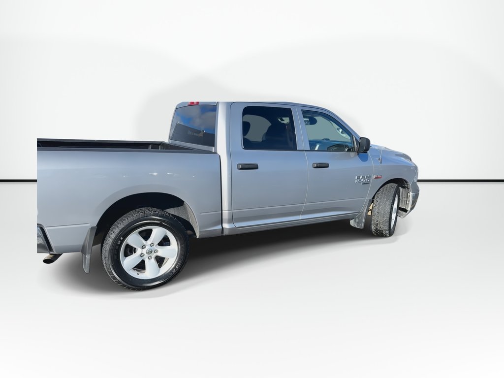 2023 Ram 1500 Classic SLT | Cam | Bluetooth | Aux | Warranty to 2028 in Saint John, New Brunswick - 9 - w1024h768px