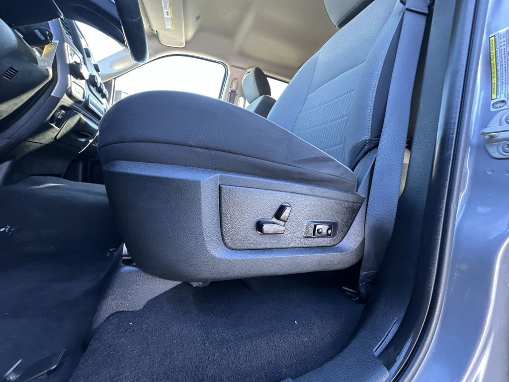 2023 Ram 1500 Classic SLT | Cam | Bluetooth | Aux | Warranty to 2028 in Saint John, New Brunswick - 14 - w1024h768px