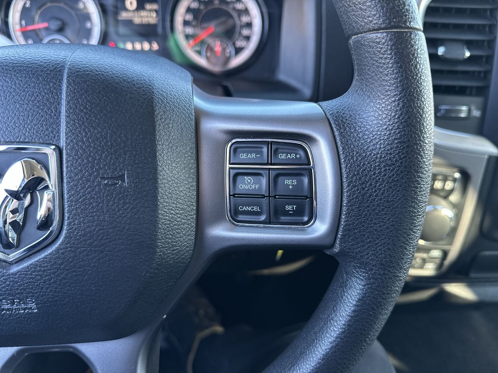 2023 Ram 1500 Classic SLT | Cam | Bluetooth | Aux | Warranty to 2028 in Saint John, New Brunswick - 21 - w1024h768px