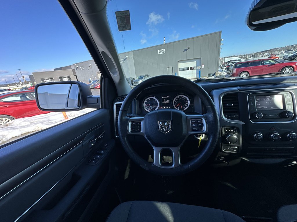 2023 Ram 1500 Classic SLT | Cam | Bluetooth | Aux | Warranty to 2028 in Saint John, New Brunswick - 17 - w1024h768px