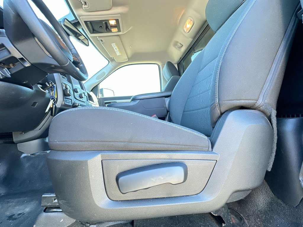 2023 Ram 1500 Classic in Antigonish, Nova Scotia - 14 - w1024h768px