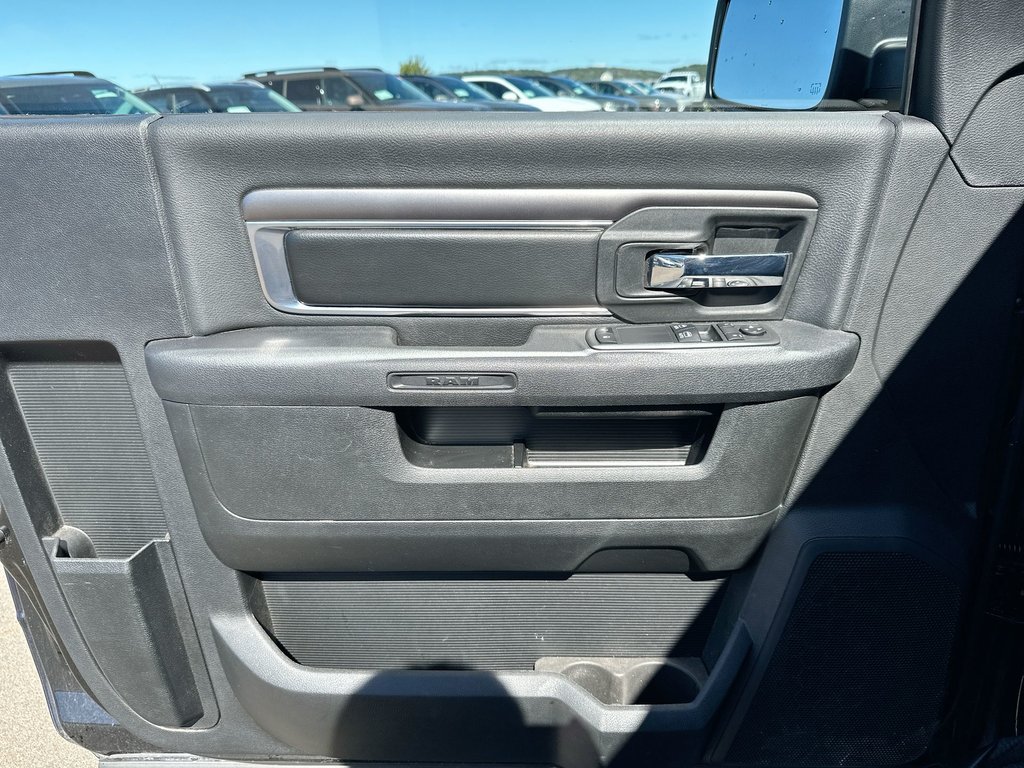 2023 Ram 1500 Classic in Antigonish, Nova Scotia - 35 - w1024h768px