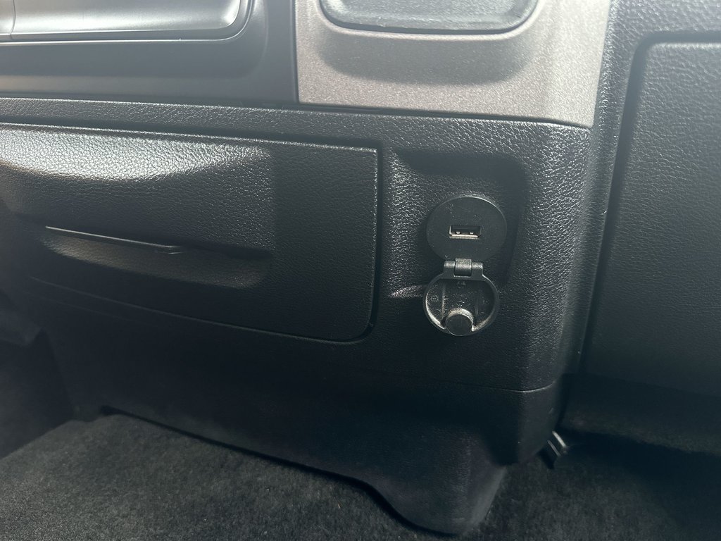 2015 Ram 1500 ST | Cam | Keyless | PwrLcks | AC | Cruise | Aux in Saint John, New Brunswick - 45 - w1024h768px