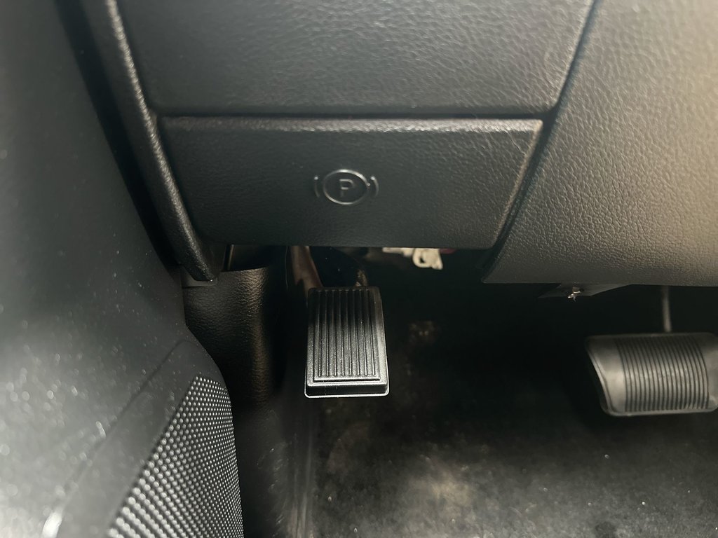 2015 Ram 1500 ST | Cam | Keyless | PwrLcks | AC | Cruise | Aux in Saint John, New Brunswick - 30 - w1024h768px