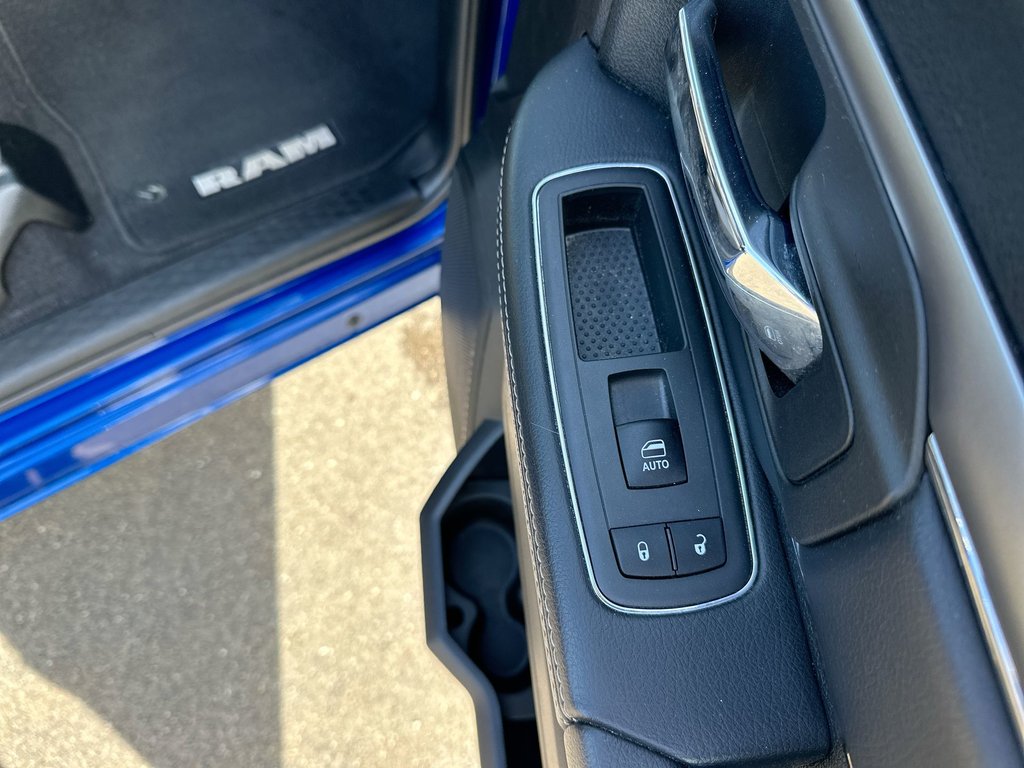 2015 Ram 1500 Sport | Keyless | Nav | Bluetooth | Cam | Cruise in Saint John, New Brunswick - 46 - w1024h768px