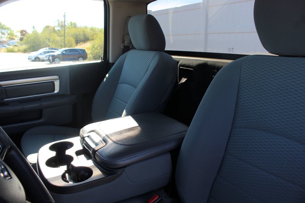 Ram 1500 Express | Cruise | A/C | Bluetooth | Aux | USB 2016 à Saint John, Nouveau-Brunswick - 38 - w1024h768px