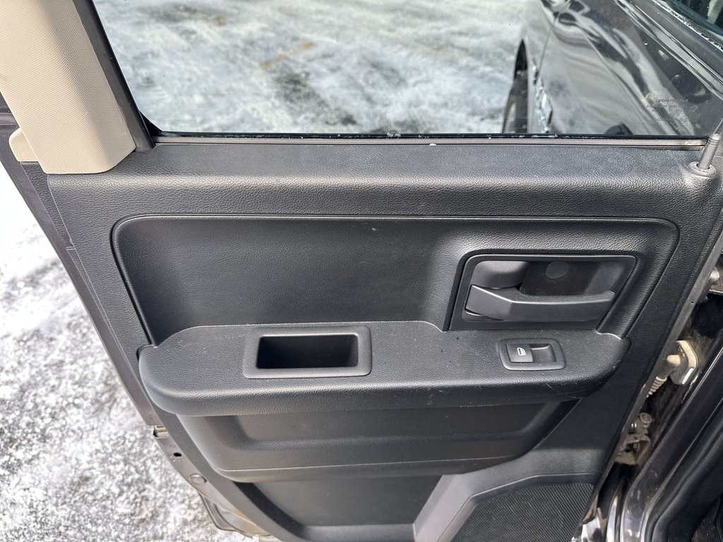 2017 Ram 1500 in Antigonish, Nova Scotia - 34 - w1024h768px