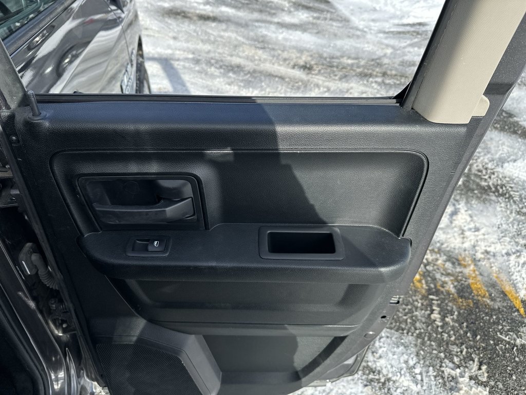 2017 Ram 1500 in Antigonish, Nova Scotia - 40 - w1024h768px