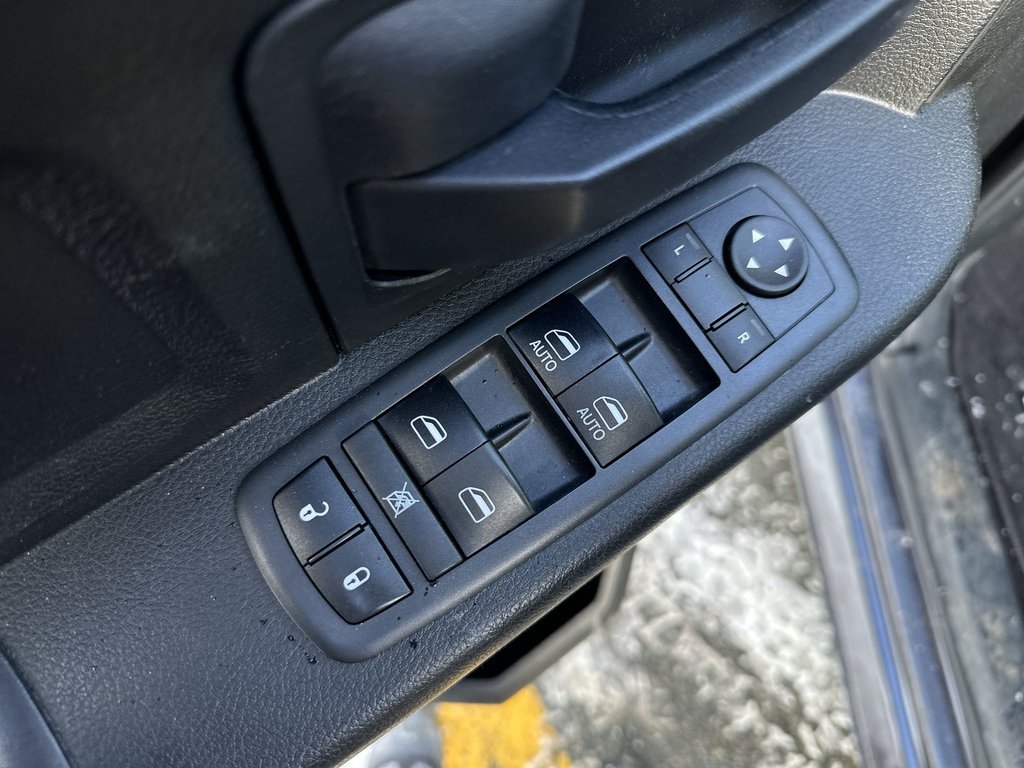 2017 Ram 1500 in Antigonish, Nova Scotia - 15 - w1024h768px